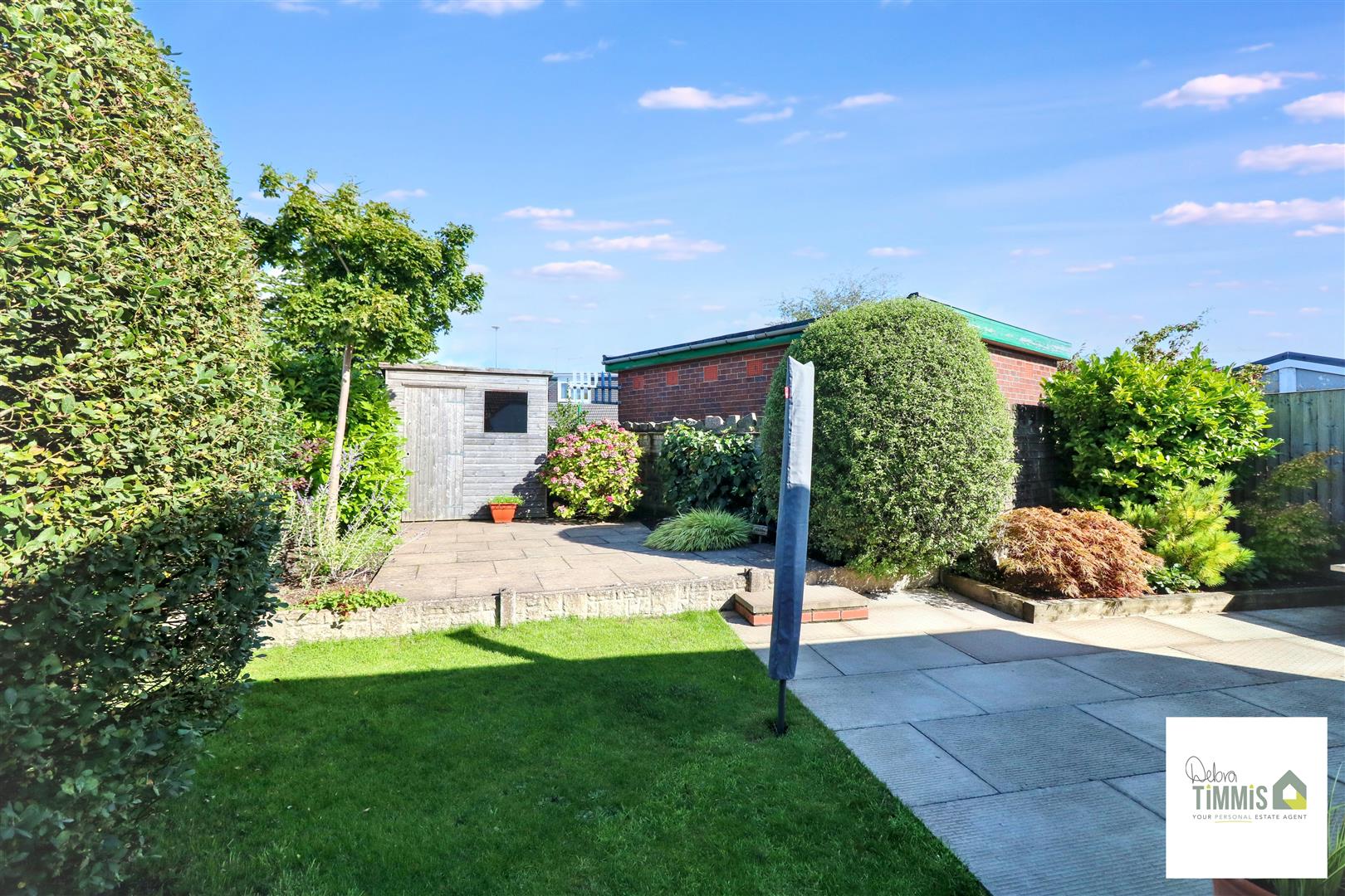 2 bed property in Moss Park Avenue, Stoke-On-Trent